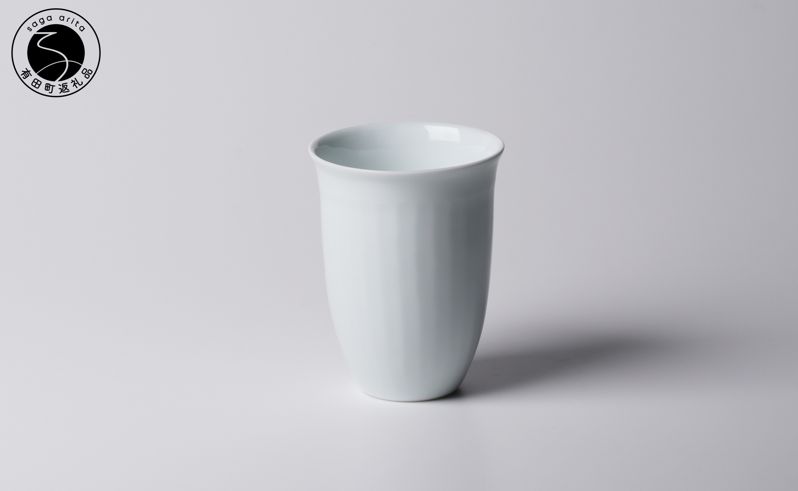
                  有田焼 ろくろ手造り 白磁鎬文 フリーカップ【佳秀窯 西山正作 】食器 器 うつわ カップ ろくろ 伝統工芸 bs036
                