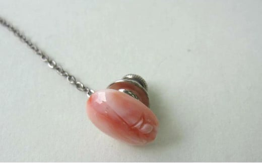 珊瑚職人館の珊瑚のタイピン40