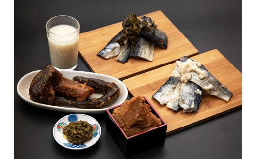 新潟産の「コシヒカリ」と「越いぶき」だけを使用して作られた糀を使った『雪国の発酵食品セット』