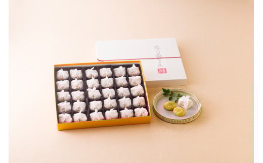 
            【高島屋選定品】＜七福＞ 栗きんとん30個入  栗きんとん 栗 栗粒 甘さ控えめ 中津川市 中津川 F4N-1940
          