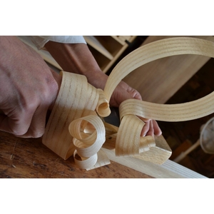 桐花台（中）大阪泉州岸和田の桐たんす工房からお届けします