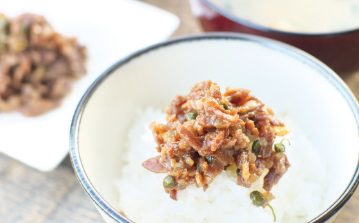 
熊野牛しぐれ煮　約80g×2パック / しぐれ煮 牛 牛肉 和牛 肉 国産 小分け ご飯のお供 簡単調理 山椒
