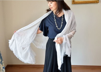 やわらかストール 「オリジナル大判」 白銀色 ／ 笹田織物 ファッション オシャレ 奈良県 田原本町