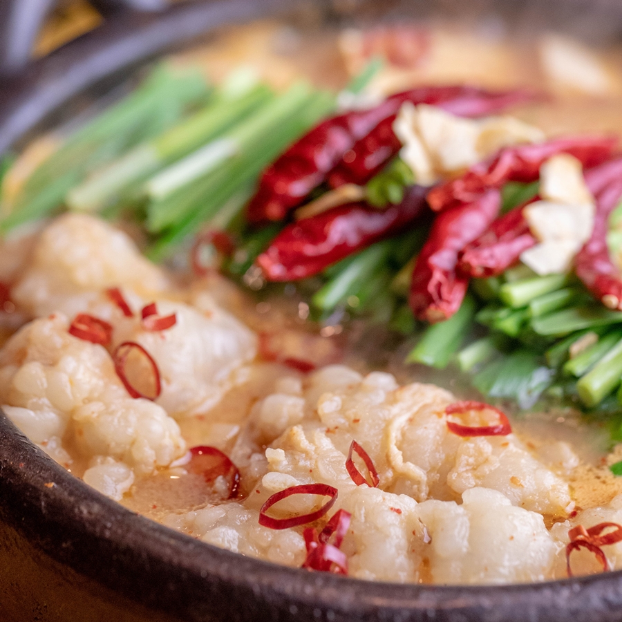 ＜幸福亭＞「京もつ鍋」セット（辛白味噌味）2人前ｘ4回分