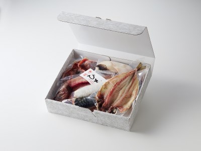 【チルドでお届け】朝干しひものセット5種以上！ (a10-431)