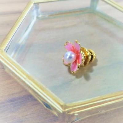 ふるさと納税 鳥羽市 伊勢志摩あこや本真珠ブローチピン(さくら) 10-62 |  | 02