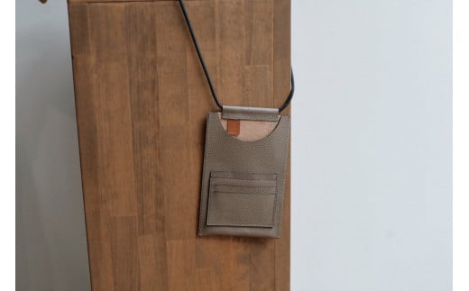 JIRI スマホサコッシュ　グレージュ　堀井鞄製作所 （36-22-GY）