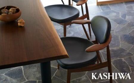 【KASHIWA】BOSS STYLE(ボススタイル)ダイニングチェア ウォールナット 座面：黒 飛騨の家具 椅子 いす 木製 AM055