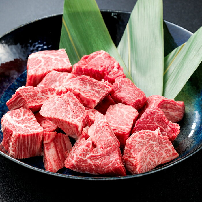 【ふるさと納税】【A5】鳥取和牛ふぞろいヒレサイコロステーキ 200g A5等級 不揃い ヒレ サイコロ ステーキ 赤身肉 最高級部位 鳥取 和牛 ご自宅用 ギフト 熨斗 プレゼント お取り寄せ グルメ 冷凍　KA37