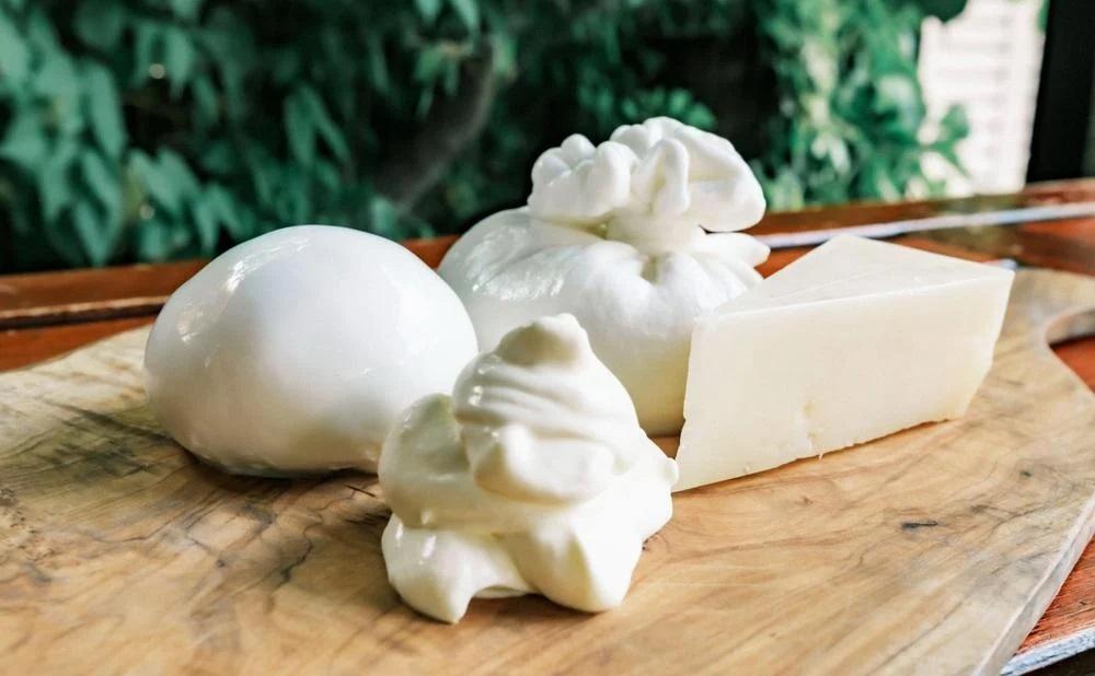 BeBe鎌倉 ジャパンチーズアワード受賞チーズ＋マスカルポーネ（チーズセットB） ｜ チーズ 乳製品 加工食品 おすすめ モッツァレラチーズ マスカルポーネ チーズセット 人気 食品 フレッシュチーズ