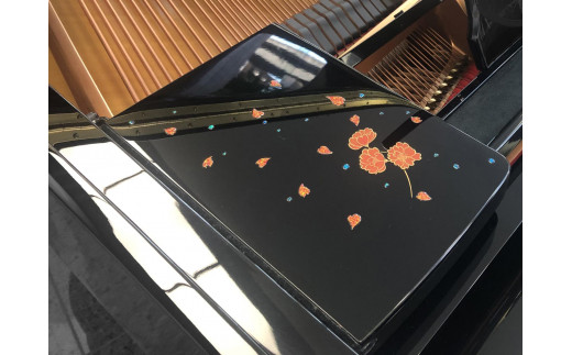 
                  【真和楽器】京都伝統工芸による彩輝光蒔絵ピアノ「春幻」モデル制作クーポン（120万円分）
                