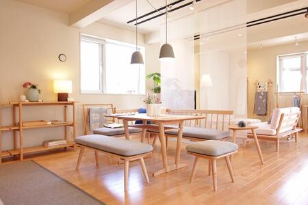 旭川家具　コサイン　coaハーフチェア ナチュラル チェア 椅子 43×43×64cm 約7.5kg 【 旭川家具 北海道 旭川市 木製 家具 デスクチェア 在宅ワーク 作業椅子 背もたれ低め 背もた