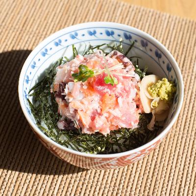 ふるさと納税 静岡市 まぐろ賑わい丼セット |  | 03