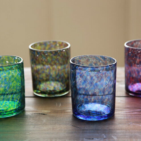 【ふるさと納税】【琉球ガラス工房 硝子家すずめ】水面－minamo－＜4色セット＞ 〇 伝統工芸品 琉球ガラス グラス おしゃれ カラフル プレゼント 贈り物 セット 水の中 沖縄 読谷村 インテリア