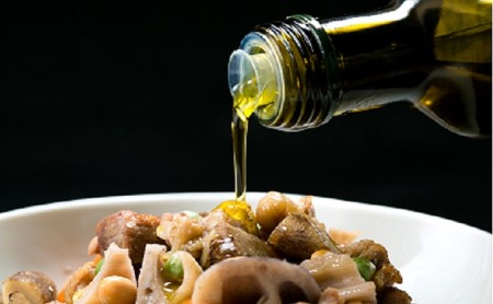 【 小豆島 】オリーヴの森 EXTRAVIRGIN OLIVEOIL 10本セット オリーブオイル 油 オリーブ油 食用油 調味料 オイル オリーブ たっぷり ヘルシー 健康 香川 香川県 土庄 土庄