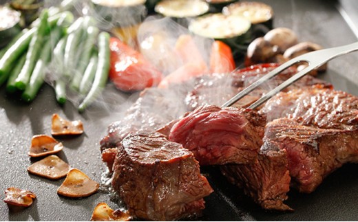 
[№5894-0424]北海道産 黒牛リブロース 1ポンドステーキカット×2枚（約450g/1枚）【こだわりの美深黒牛】
