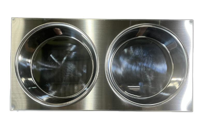 ごはん台 大きなわんちゃんのごはん台（中） ペット ペット用品 犬 テーブル 食事 給水 エサ台 オールステンレス 日進市 愛知県