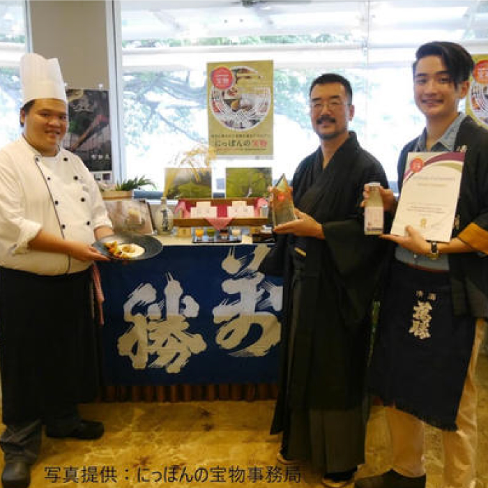 【3回定期便 】【にっぽんの宝物世界大会2018 】最優秀賞受賞！百年甘酒 370g×5本入り / 米麹 国産 健康 / 甘酒セット(ノンアルコール) 南島原市 / 酒蔵吉田屋 [SAI021]_イメ