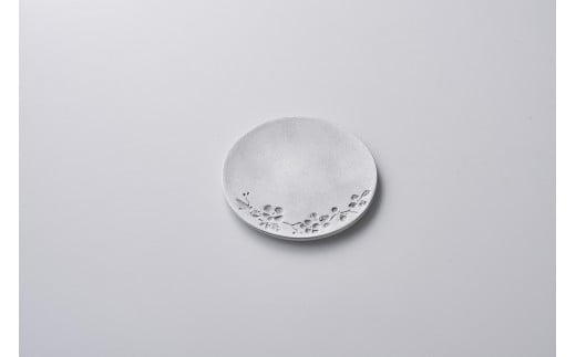 【レビューキャンペーン実施中】「ひんやり」をキープしてくれるアルミ鋳物の菓子皿（Umeセット）  石川 金沢 加賀百万石 加賀 百万石 北陸 北陸復興 北陸支援