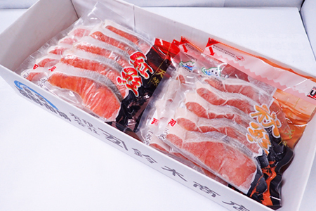 無添加甘塩天然鮭3種セット(計30切、約1.5kg) A-11001【12月13日決済分まで年内配送】