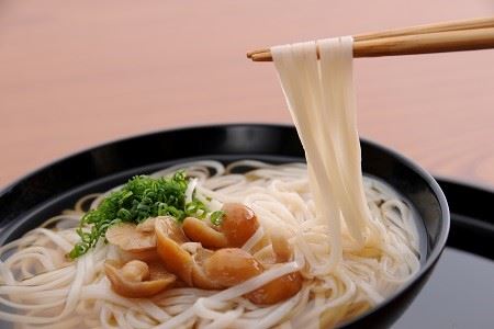 稲庭宝来うどん 2人前3袋 紙化粧箱つゆ付【稲庭宝泉堂】[L1101]