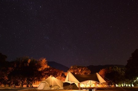 スノーピーク土佐清水キャンプフィールド宿泊券（1泊 1組5名まで）～フリーサイト手ぶらCAMPプラン～旅行券 トラベル【R00744】