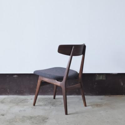 ふるさと納税 小野市 ダイニングチェア　01　ウォールナット　グレーブラウン |  | 03