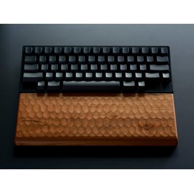 ふるさと納税 府中市 【広島県府中市産】HHKB専用亀甲名栗木製パームレスト&ルーフ　ブラックチェリー　蜜蝋クリーム付き |  | 03