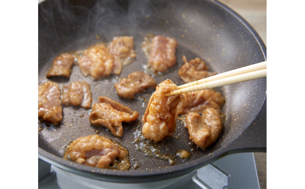 
            ＜訳アリ＞和牛トロホルモン　特製味噌漬け　1.2kg(300g×4）
          