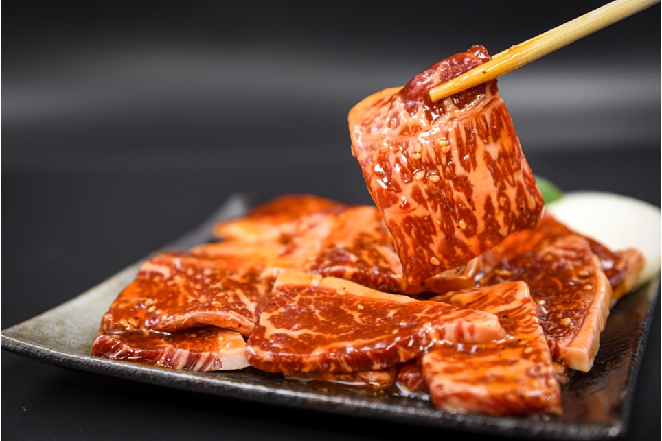【熊本県産】 くまもと黒毛和牛 タレ漬け 焼肉用 1.2kg 小分け 400g 3パック 熊本県産 牛 牛肉 国産 和牛 黒毛和牛 モモ バラ 肩ロース 焼くだけ タレ 大容量 焼肉 バーベキュー B