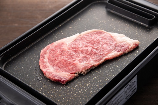 EA003.【全3回定期便】博多和牛ロースステーキ用400g（200g×2枚）【博多和牛】