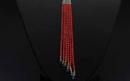 赤サンゴのネクタイ風デザインネックレス_kn072