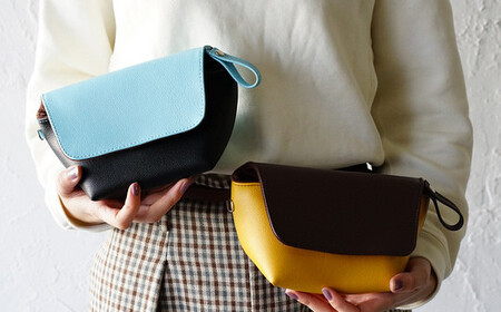 No.247-06 カラーオーダーできるPVCレザーカメラポーチ「sacoa」（グリーン）