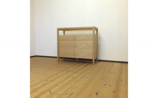 
            【ガラストップリビングボード90cm オーク材】オイルフィニッシュ おしゃれなお部屋の演出に最適な無垢とツキ板を使ったリビングボード 家具 リビングボード サイドボード ローボード 棚 シェルフ 飾り棚 食器棚 本棚 MUFactory
          