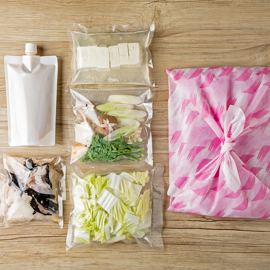 老舗割烹料理店のあんこう鍋セット(2人前)うどん付き