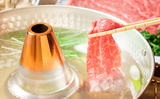 さっぱりとしゃぶしゃぶで食べても◎
煮込み料理にも使えて用途多彩なローススライス是非とも御賞味ください。