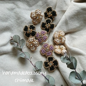 ビーズ 刺繍 お花 :イヤリング パープル ジュエリー アクセサリー chiimade
