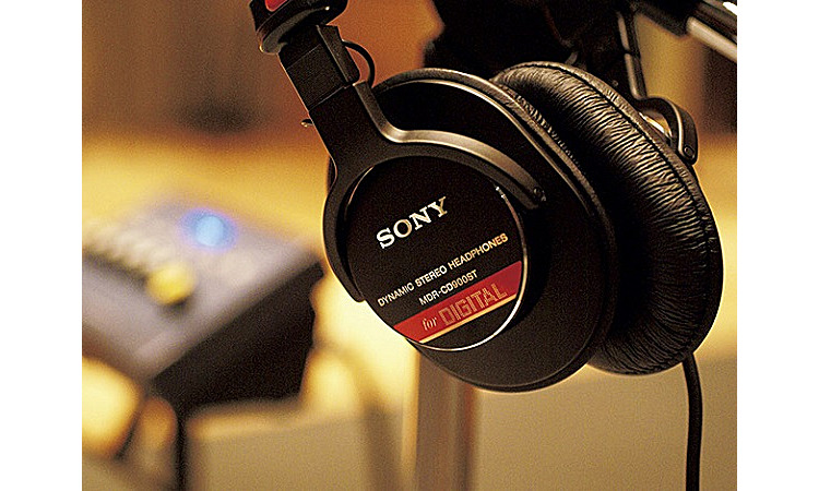 SONY モニターヘッドホン MDR-CD900ST／S100