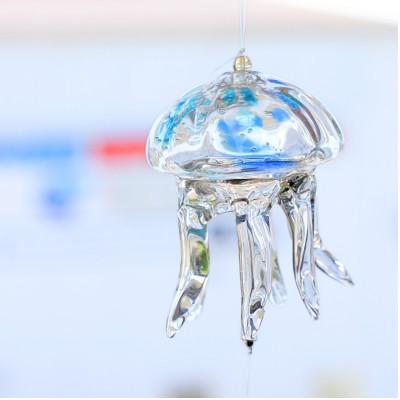 ふるさと納税 弥彦村 【手づくり】くらげ風鈴＜クリアブルー＞ ガラス細工 吊り下げ 飾り 新潟県 弥彦村 |  | 02