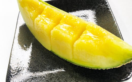 【先行予約】 特別大きな青肉アールスメロン 1玉（2kg以上）【メロン 先行予約 めろん 青肉 季節限定 果物 フルーツ メロン マスクメロン アールスメロン 特大 糖度14度以上 1玉 2kg以上】