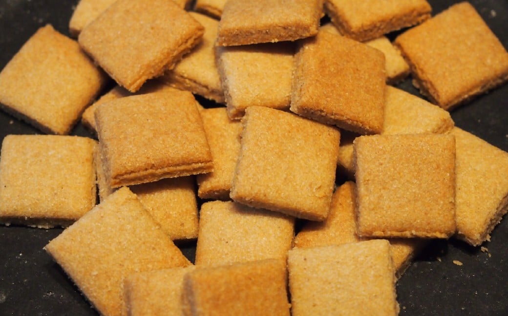 米屋が作ったお菓子 米ぬかクッキー