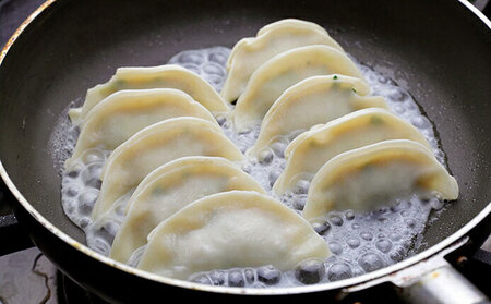 行者にんにく餃子（220g×5パック）