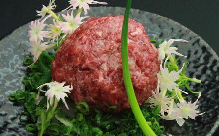 馬刺し 桜うまトロ ( ネギトロ ) 合計 約720g 国内肥育 馬刺し タレ付き 馬肉 小分け 丼ぶり 寿司 サラダ 冷凍【株式会社 千興ファーム】[AYAF030]
