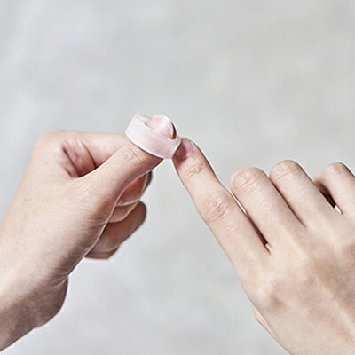 【ふるさと納税】雑貨 石英 ネイルケアリング #150 日用品 ケア用品 指先 リング型 コンパクト やすり 水晶 爪ヤスリ