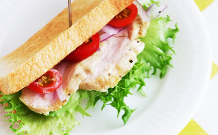 【3回定期便】 清流美どり タンパク質豊富なダイエットセット 2種 12点 鶏肉 鶏むね お取り寄せ 岐阜市 / 若鶏の春近[ANDL018]