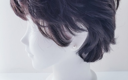 【030-111】愛らしい小粒の輝き、ベビーパールピアス（K18）