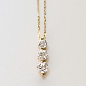 【K18イエローゴールド ラボダイヤモンドネックレス】0.435ct 3粒ダイヤのトリロジーネックレス 上品な美しさ 長さ50cm K18-N006 ネックレス