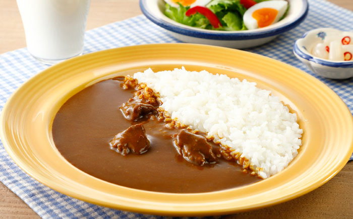 よこすか海軍カレー 180g×6【株式会社調味商事】 [AKAQ002]