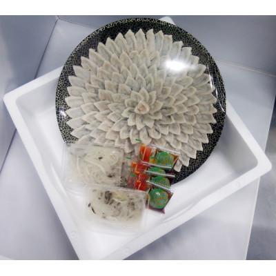 ふるさと納税 岡垣町 とらふぐ刺身　菊盛り一尺大皿30cm　ふぐ皮湯引き付　4人前(岡垣町) |  | 03