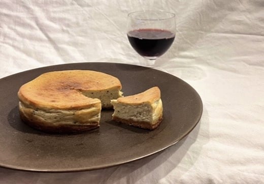 
                  黒トリュフのチーズケーキ FC009058
                